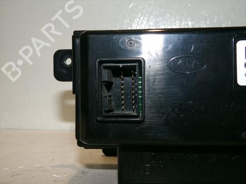 Display monitor KIA CEE'D Hatchback (ED) 2.0 CRDi 140 | BP26204740C48 - Image 4