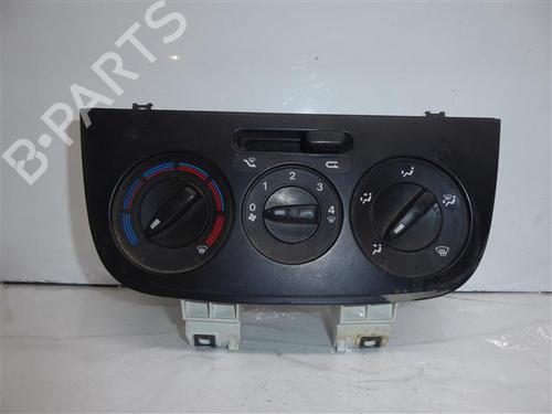Used Climate control Climate control FIAT FIORINO Box Body/MPV (225_) 1.3 D Multijet (225BXD1A, 225BXB1A, 225BXB11) (75 hp) 24555525 24555525