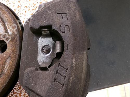 Used Right front brake caliper Right front brake caliper SEAT IBIZA IV (6J5, 6P1) 1.2 (70 hp) 33301677 33301677