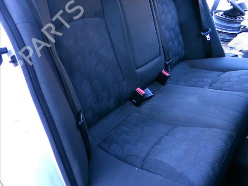 Sæde Bagtil Sæde Bagtil MERCEDES-BENZ C-CLASS (W203) C 200 CDI (203.004) (116 hp) 30796485 30796485
