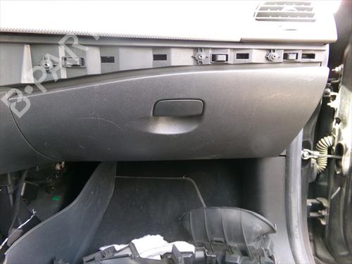 Used Glove box Glove box 38107062 38107062