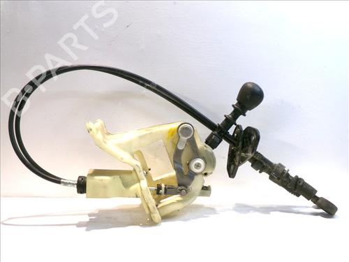 Used Gear lever Gear lever KIA CARENS III MPV (UN) 2.0 CRDi 140 (140 hp) 24566216 24566216