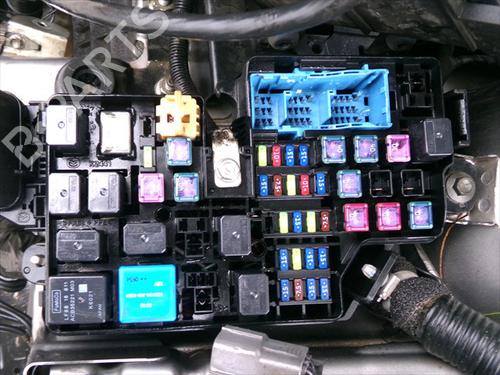 Used Fuse box Fuse box MAZDA 3 Saloon (BL) 1.6 MZR CD (BL12) (109 hp) 33265331 33265331