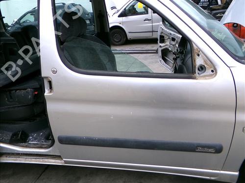 Used Right front door Right front door CITROËN BERLINGO / BERLINGO FIRST MPV (MF_, GJK_, GFK_) 1.6 HDI 75 (MF9HW, GJ9HWC, GF9HWC, GN9HWC) (75 hp) 33264377 33264377