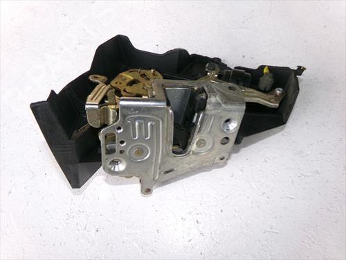 Used Rear left lock MERCEDES-BENZ E-CLASS (W210) E 270 CDI (210.016) (170 hp) 32009908