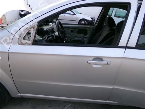 Used Left front door Left front door CHEVROLET AVEO / KALOS Saloon (T200) 1.4 (94 hp) 29623170 29623170