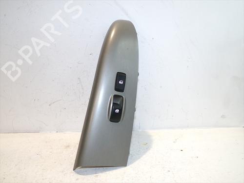 Used Right front window switch Right front window switch KIA CARNIVAL / GRAND CARNIVAL III (VQ) 2.9 CRDi (185 hp) 24562842 24562842