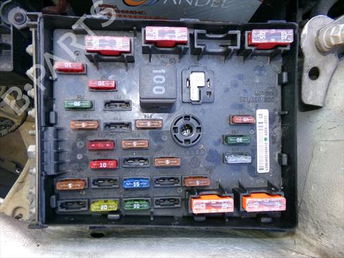 fuse-box-vw-passat-b6-3c2-2005-2006-2007-2008-2009-2010-2011-39526373 main image