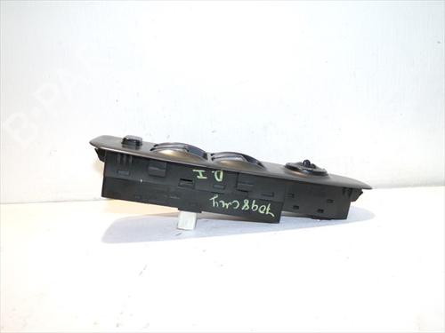 Left front window switch HYUNDAI ELANTRA III Saloon (XD) 2.0 CRDi | BP37602809I27 - Image 2