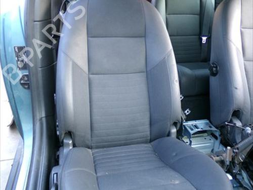 Used Right front seat Right front seat 39427840 39427840