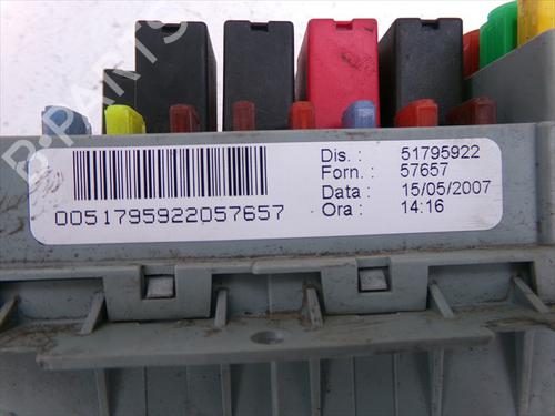 Fuse box LANCIA MUSA (350_) 1.4 (350.AXA11, 350.AXA1A) | BP32084149E1 - Image 3