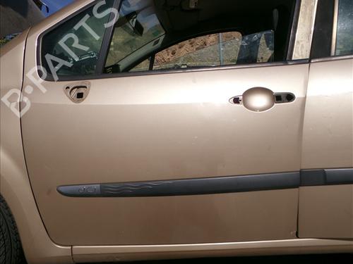 Used Left front door Left front door 28509565 28509565