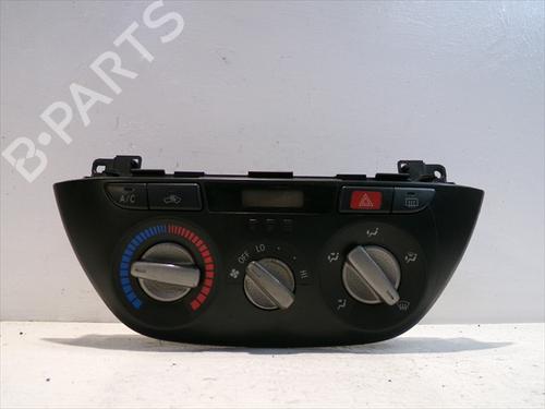 climate-control-toyota-rav-4-ii-_a2_-2000-2001-2002-2003-2004-2005-33423876 main image