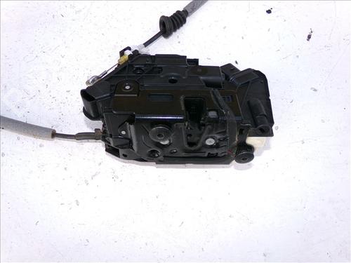 front-right-lock-vw-tiguan-5n_-2007-2008-2009-2010-2011-2012-2013-2014-2015-2016-2017-2018-29944036 main image