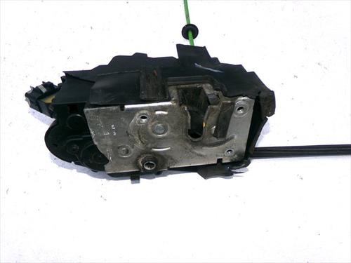 front-right-lock-lancia-musa-350_-2004-2005-2006-2007-2008-2009-2010-2011-2012-32084153 main image