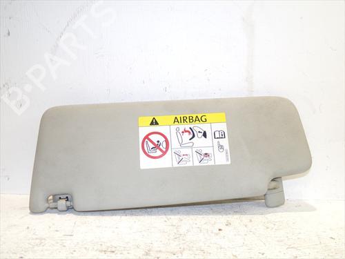 Used Right sun visor Right sun visor 24557392 24557392
