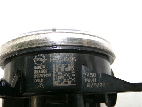 Left front fog light OPEL CORSA F (P2JO) 1.2 (68) | BP40061815C30 - Image 3