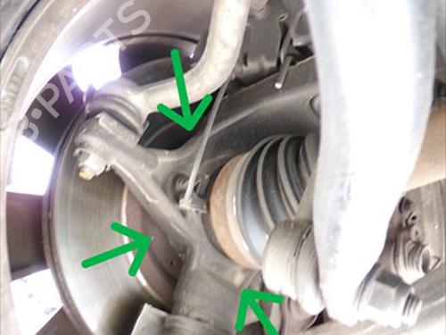 Used Left front steering knuckle Left front steering knuckle CITROËN C5 II (RC_) 2.2 HDi (RC4HXE) (133 hp) 33952761 33952761