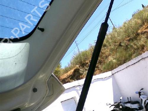 tailgate-lift-support-fiat-500l-351_-352_-2012-33422772 main image