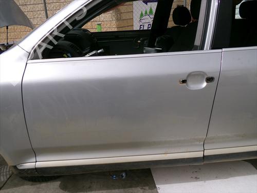 Used Left front door Left front door VW TOUAREG (7LA, 7L6, 7L7) 2.5 R5 TDI (174 hp) 33265375 33265375
