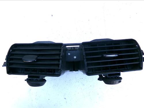 Used Air vent Air vent MERCEDES-BENZ A-CLASS (W168) A 170 CDI (168.008) (90 hp) 26147075 26147075