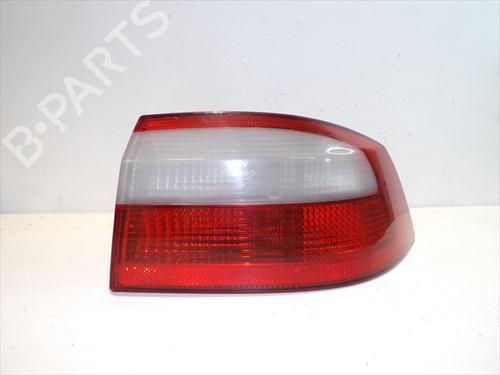 right-taillight-renault-laguna-ii-bg01_-2001-2002-2003-2004-2005-2006-2007-25865042 main image