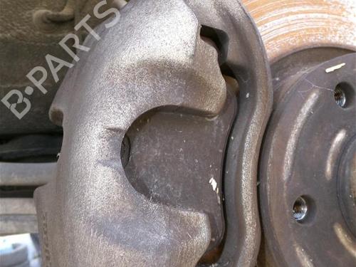Used Left front brake caliper Left front brake caliper OPEL OMEGA B (V94) 2.5 TD (F69, M69, P69) (130 hp) 28008657 28008657