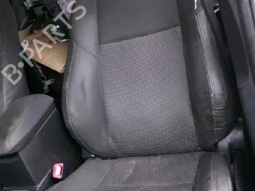 Used Left front seat Left front seat TOYOTA AURIS Estate (_E18_) 2.0 D-4D (ADE186_) (124 hp) 25301920 25301920