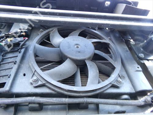 Used Radiator fan Radiator fan PEUGEOT 5008 (0U_, 0E_) 1.2 (131 hp) 36430355 36430355