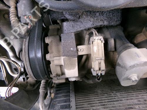 Used AC compressor AC compressor OPEL MERIVA A MPV (X03) 1.7 CDTI (E75) (100 hp) 33952640 33952640