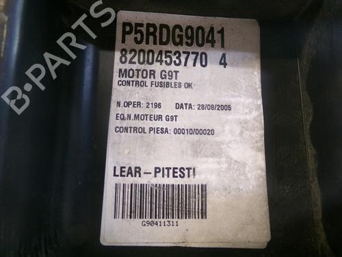 Fuse box RENAULT ESPACE IV (JK0/1_) 2.0 dCi (JK01, JK02, JK1J, JK1K, JK1H) | BP39021556E1 - Image 4