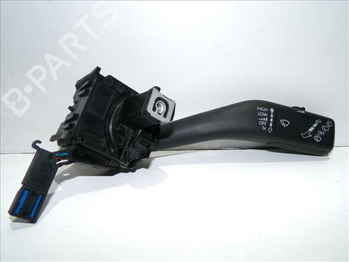 Used Steering column stalk Steering column stalk SEAT ALTEA XL (5P5, 5P8) 1.9 TDI (105 hp) 24562055 24562055