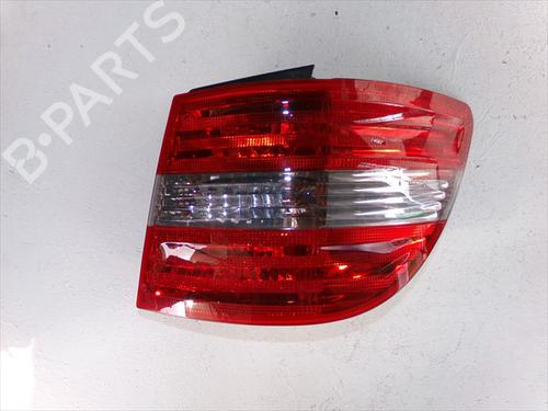 Used Right taillight MERCEDES-BENZ B-CLASS Sports Tourer (W245) B 200 CDI (245.208) (140 hp) 31918304