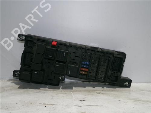 Used Fuse box Fuse box VOLVO S60 I (384) D5 (163 hp) 24562346 24562346