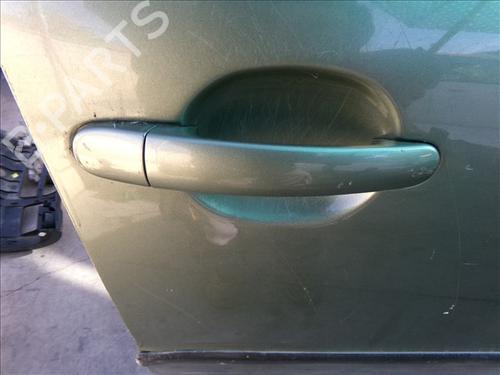 front-right-exterior-door-handle-vw-passat-b55-3b3-2000-2001-2002-2003-2004-2005-30325626 main image