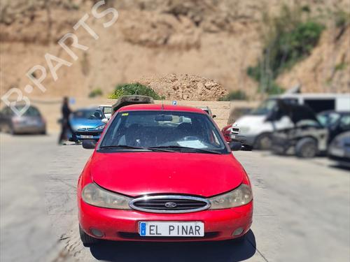 Brugte FORD MONDEO II (BAP)  1.8 TD  4615909