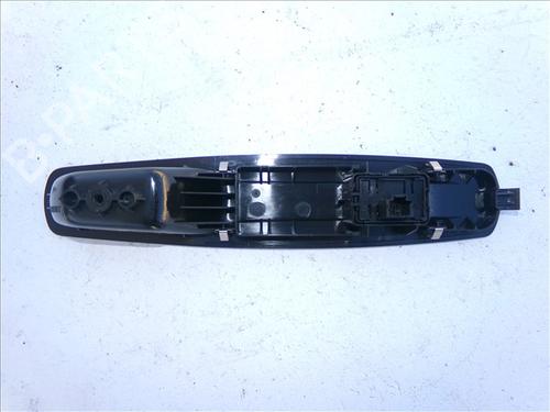Right front window switch RENAULT MEGANE III Hatchback (BZ0/1_, B3_) 1.5 dCi (BZ09, BZ0D, BZ1W, BZ29, BZ14) | BP30966483I26 - Image 2