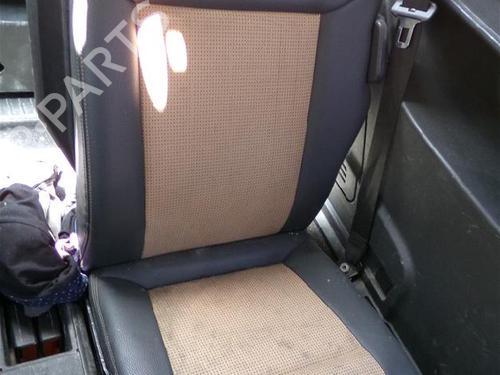 Used Rear seat (3rd row) Rear seat (3rd row) OPEL ZAFIRA / ZAFIRA FAMILY B (A05) 1.9 CDTI (M75) (150 hp) 27474505 27474505