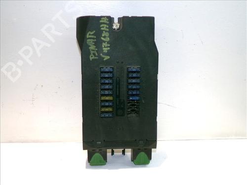 Used Fuse box Fuse box MERCEDES-BENZ VITO Van (W638) 110 CDI 2.2 (638.094) (102 hp) 24860451 24860451