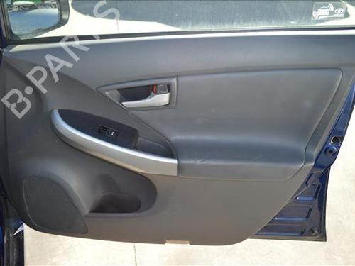 other-toyota-prius-_w3_-2008-2009-2010-2011-2012-2013-2014-2015-2016-24562653 main image