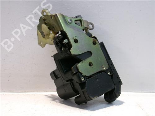 Used Front left lock Front left lock ALFA ROMEO 156 (932_) 1.9 JTD (932.A2B00, 932.A2C00) (115 hp) 24568320 24568320
