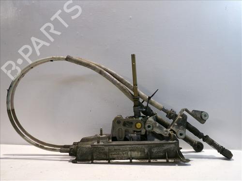 Used Gear lever Gear lever SEAT CORDOBA (6L2) 1.9 TDI (100 hp) 28488369 28488369
