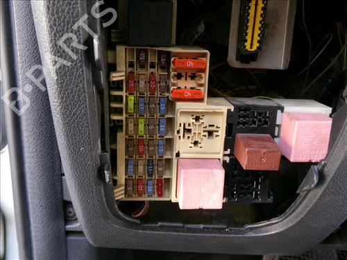 Used Fuse box Fuse box RENAULT MASTER III Van (FV) 2.3 dCi 125 RWD (FV0C, FV0D, FV0H, FV0J, FV0A, FV0K) (125 hp) 25485243 25485243