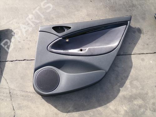 Bageste højre beklædning Bageste højre beklædning CITROËN C5 II (RC_) 2.2 HDi (RC4HXE) (133 hp) 33952720 33952720