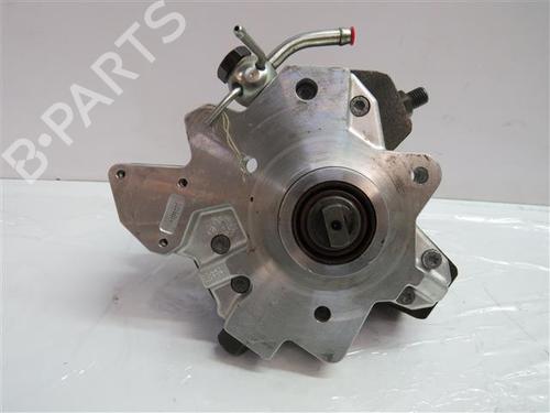 Used Vacuum pump Vacuum pump KIA CARENS III MPV (UN) 2.0 CRDi 140 (140 hp) 24556410 24556410