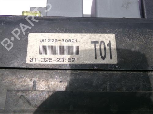 Fuse box HYUNDAI TRAJET (FO) 2.0 CRDi | BP37508485E1 - Image 2