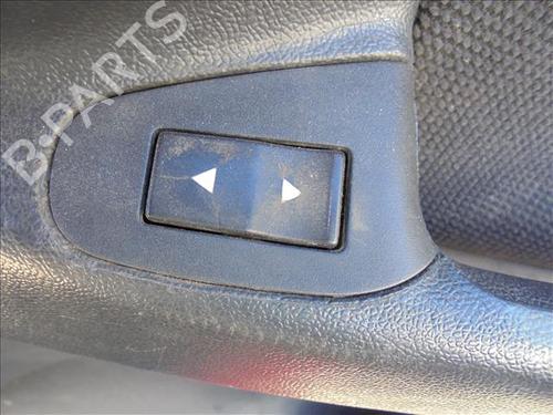 Used Right front window switch Right front window switch FIAT STILO (192_) 1.9 JTD (192_XE1A) (115 hp) 24560948 24560948