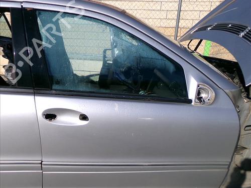 Used Right front door Right front door MERCEDES-BENZ C-CLASS (W203) C 200 CDI (203.004) (116 hp) 30796558 30796558