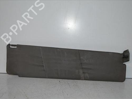 Used Right sun visor Right sun visor 25301899 25301899