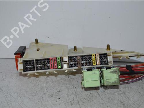 Used Fuse box Fuse box BMW 5 (E39) 525 d (163 hp) 24560161 24560161